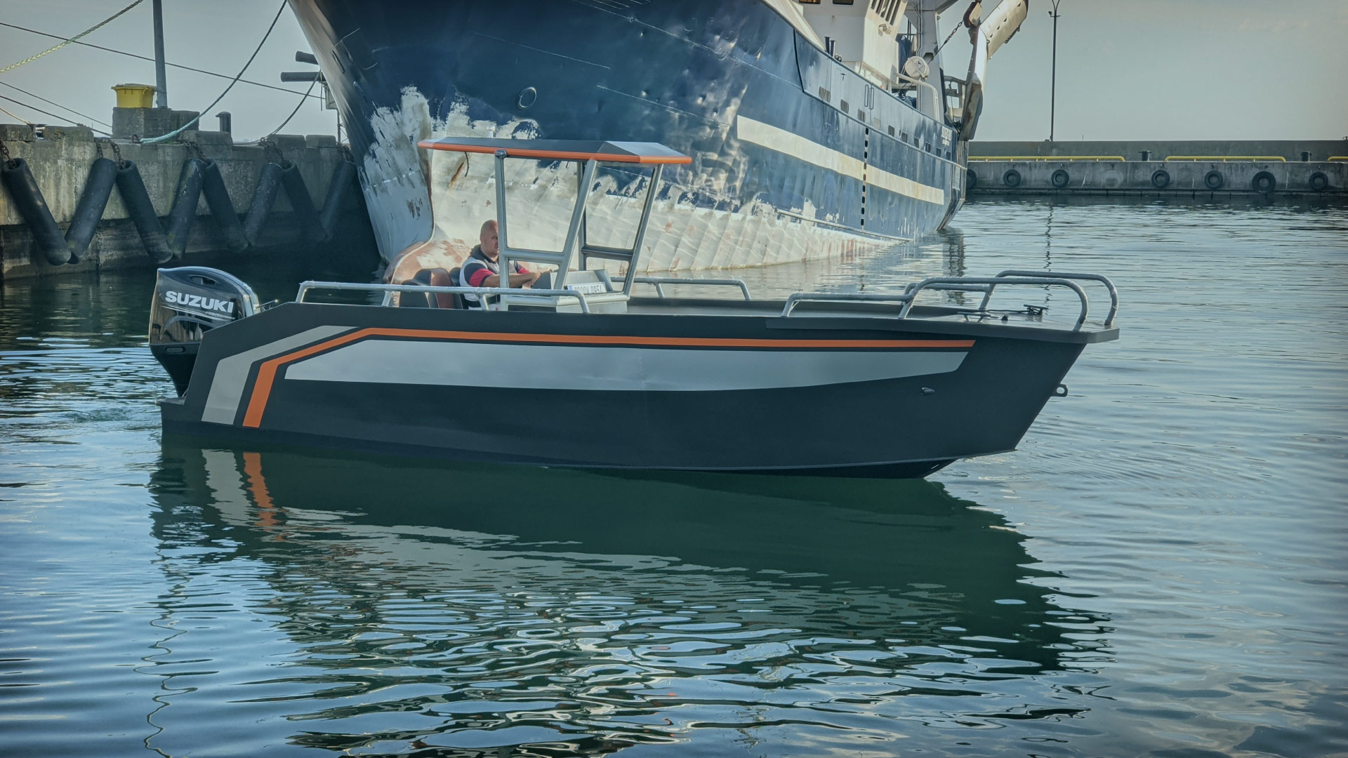 Aluminum boat MERE 700 DC